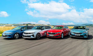 VW Golf Variant/Opel Astra Sports Tourer/Skoda Octavia Combi/Kia Ceed Sportswagon 