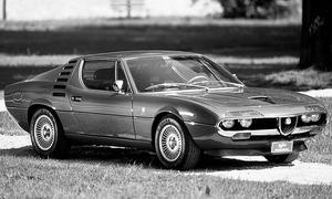 Alfa Romeo Montreal