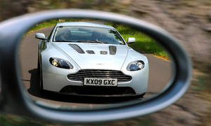 Aston Martin Vantage V12