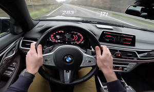 BMW 750i (G11) auf Top-Speed
