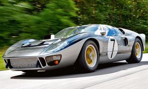 Ford GT40 MkII: Classic Cars
