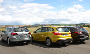 Ford Focus Turnier, Opel Astra Sports Tourer und Renault Mégane Grandtour: Drei Kompakt-Kombis im Vergleichstest
