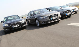 Vier Oberklasse-Limousinen im Vergleich: Audi A6, BMW 5er, Jaguar XF und Lexus GS im Test