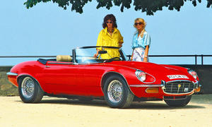 Jaguar E-Type V12 Roadster: Classic Cars