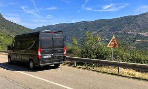 Camping-Reise durch Sardinien im Karmann Mobil Davis 600 LS