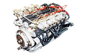 Motorentechnik: Lamborghini V12