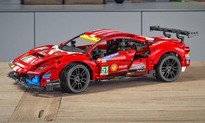 Ferrari 488 GTE: Lego Technic-Bausatz