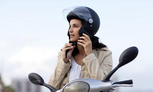Motorradhelme, die speziell für Damen entwickelt wurden, vereinen Sicherheit und modisches Design.