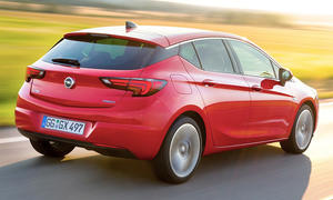 Opel Astra (2016)