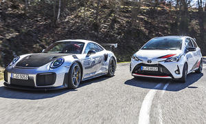 Porsche 911 GT2 RS/Toyota Yaris GRMN: Vergleich