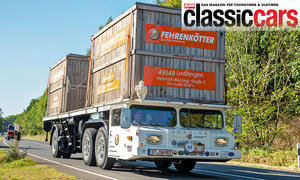 Der Büssing Supercargo Decklaster fahrend von schräg vorne.
