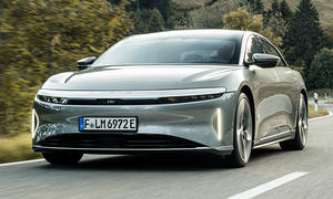 Lucid Air (2023)