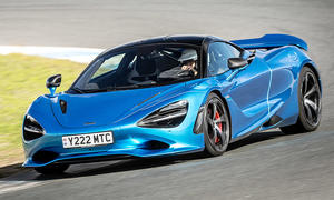 McLaren 750S (2023)