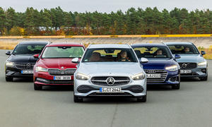 Opel Insignia Sports Tourer/Skoda Superb Combi/Mercedes C-Klasse T-Modell/Audi A4 Avant/Volvo V60