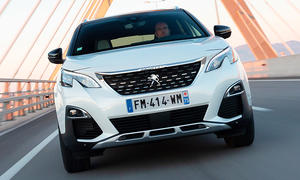 Peugeot 3008 GT Hybrid4 (2020)