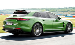 Porsche Panamera GTS Sport Turismo (2018)