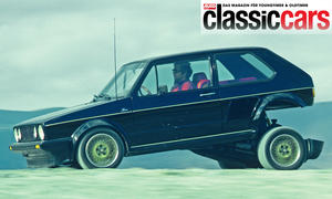 Der Sbarro Golf Turbo (1982) fahrend von schräg vorne.