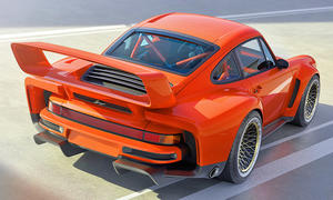 Der Singer DLS Turbo stehend von schräg hinten fotografiert.