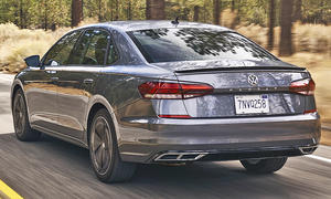 VW Passat (2019) USA