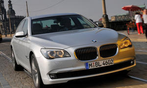 Bilder BMW 730d Dauertest Dämpfer