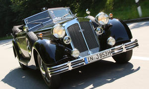 Horch 853 A Cabriolet, Baujahr 1938 mit Hans-Joachim Stuck