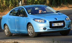 Renault Fluence Z.E. - Kühlergrill 