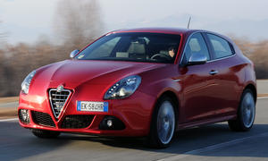 Bilder Alfa Romeo Giulietta 2.0 JTDM TCT 2012