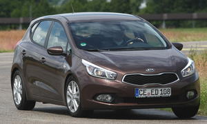 Bilder Kia Cee'd 1.4 CVVT 2012 Vergleich