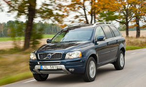 Volvo XC90 D4 SUV-Vergleich 2012 Geländewagen Fahraufnahme Front