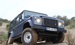 Land Rover Defender 2-2 TD4 110 Station Wagon