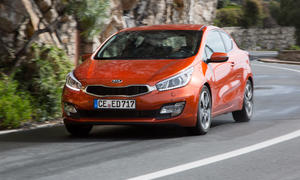 Kia pro_cee'd 1.6 GDI 2013 Fahrbericht Kompaktklasse Dreitürer 