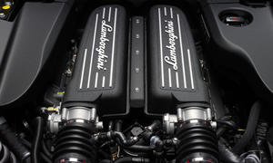 Zehnzylinder V10 Galerie Supersportler Luxus-Limousine Diesel Benziner 