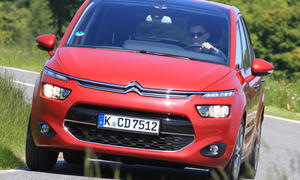 Bilder Citroën C4 Picasso e-HDi 115 2013 Kompakt-Van