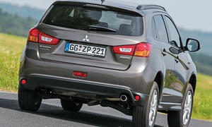 Bilder Mitsubishi ASX 1.6 MIVEC 2WD 2013 Crossover Vergleichstest Getriebe