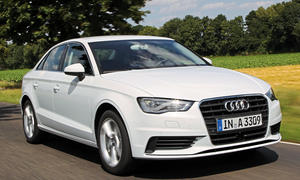 Bilder 2013 Audi A3 Limousine 1.4 TFSI COD