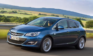 Opel Astra 1.6 CDTI Limousine Diesel Preis Bilder Kompaktklasse