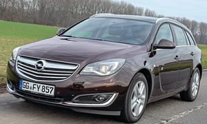 Bilder Opel Insignia Sports Tourer 1.6 DI Turbo ecoFLEX Mittelklasse-Kombis Fahrstabilität