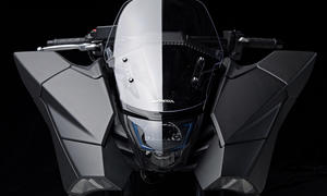 Honda NM4 Vultus Science Fiction Cruiser Marktstart 2014
