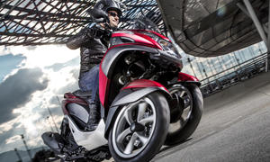 Yamaha Tricity 2014 Dreirad Scooter Motorrad Neigetechnik