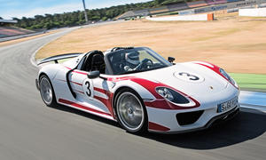 Porsche 918 Spyder e-hybrid Tracktest Supersportwagen Bilder