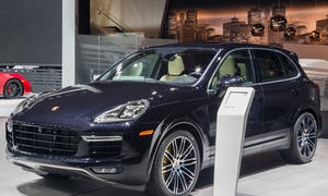 Porsche Cayenne Turbo S 2015 Detroit Facelift Power SUV