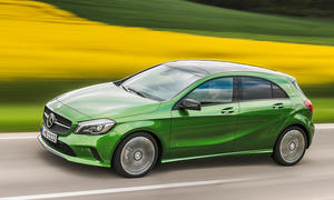 mercedes a 220d 2015 facelift vorstellung premiere 02