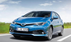 Toyota Auris Kompaktklasse Turbomotor Benziner Test Fahrbericht