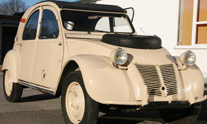 Citroen 2CV Sahara-Ente