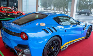 Ferrari F12 tdf in Azzurro-Dino-Blau