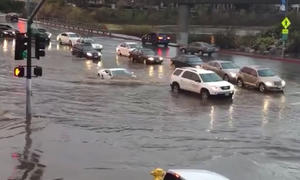 Lamborghini Gallardo im Hochwasser