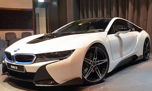 BMW i8 von Abu Dhabi Motors