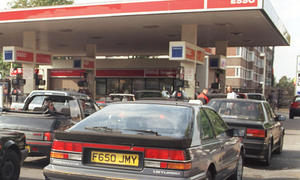 Tankstellen: Reifenluft gegen Geld