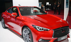 Infiniti Q60 (2016)