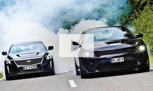 Cadillac CTS-V/Dodge Charger SRT Hellcat: Video